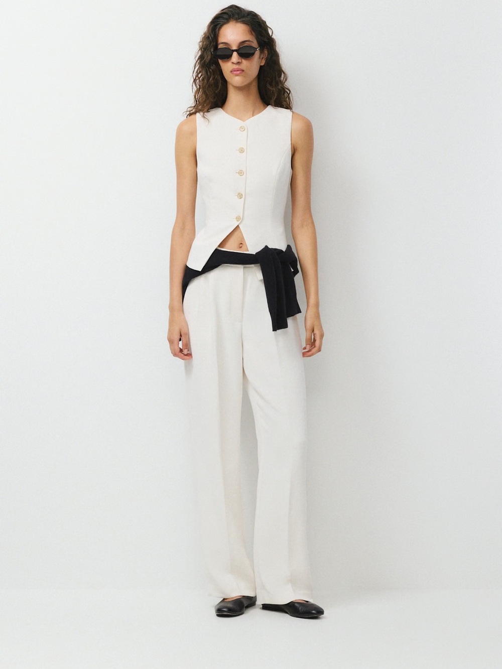 Sleeveless Cream Buttoned Vest and Wide-Leg Pants Set